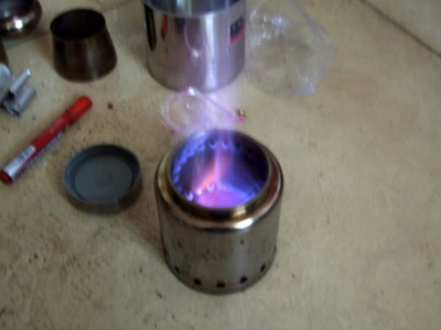 柴火爐版本的固體酒精爐--diy新創意[組圖]